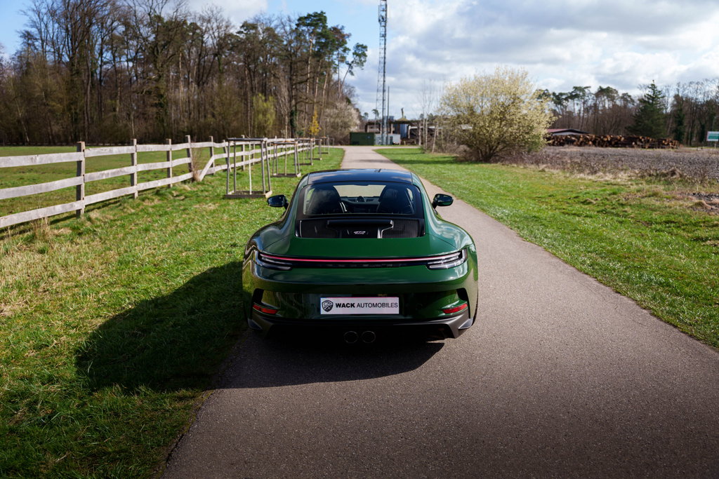 Porsche 992 GT3 Touring
