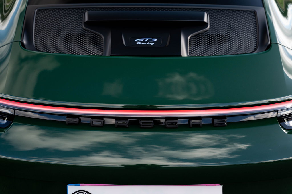 Porsche 992 GT3 Touring