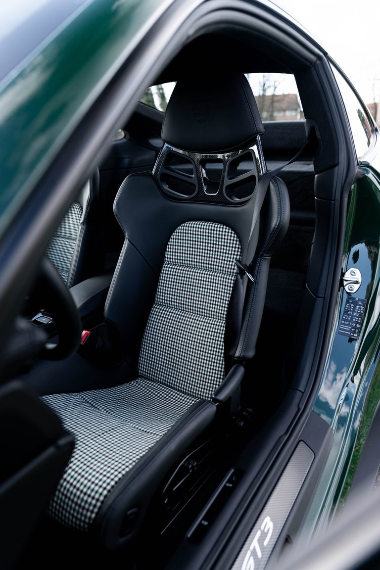 Porsche 992 GT3 Touring