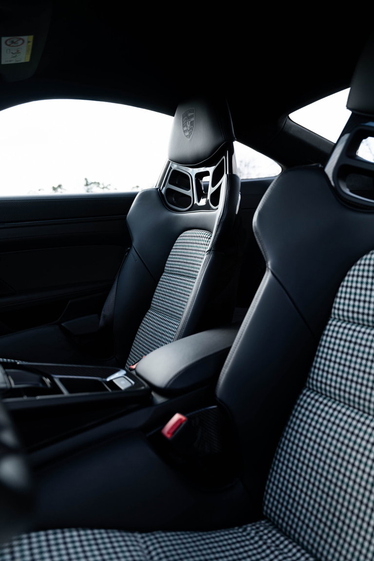 Porsche 992 GT3 Touring