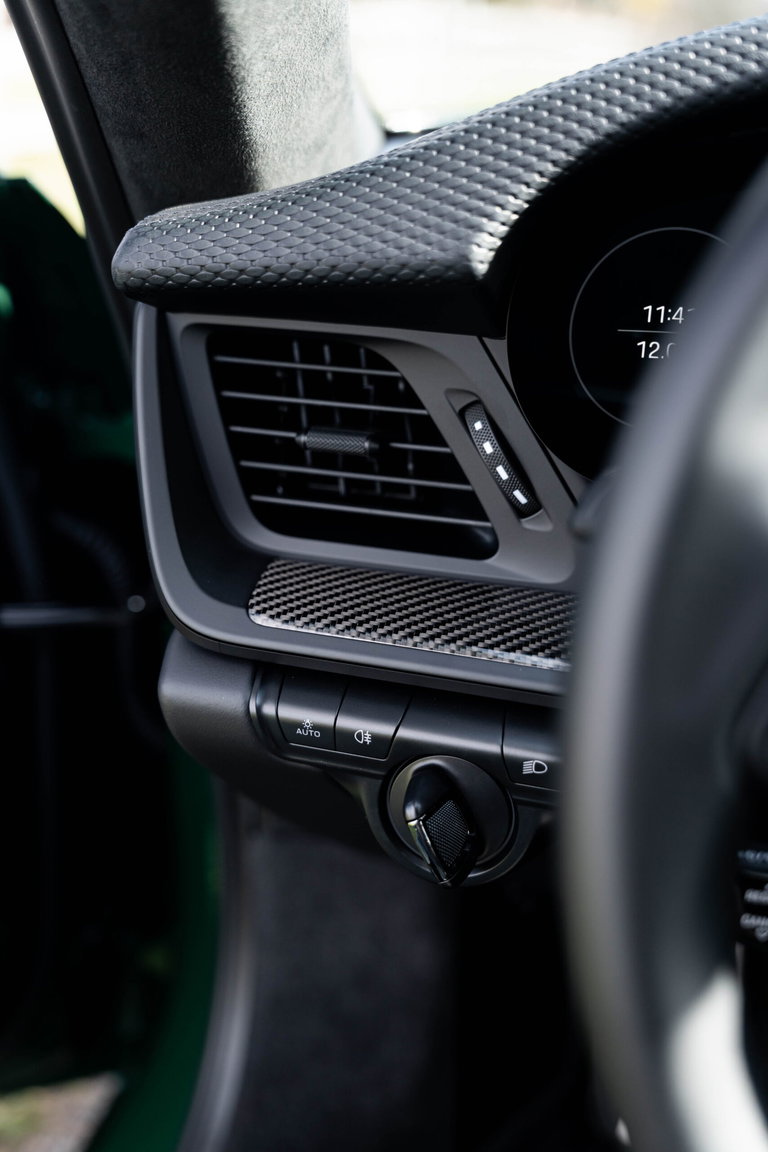 Porsche 992 GT3 Touring