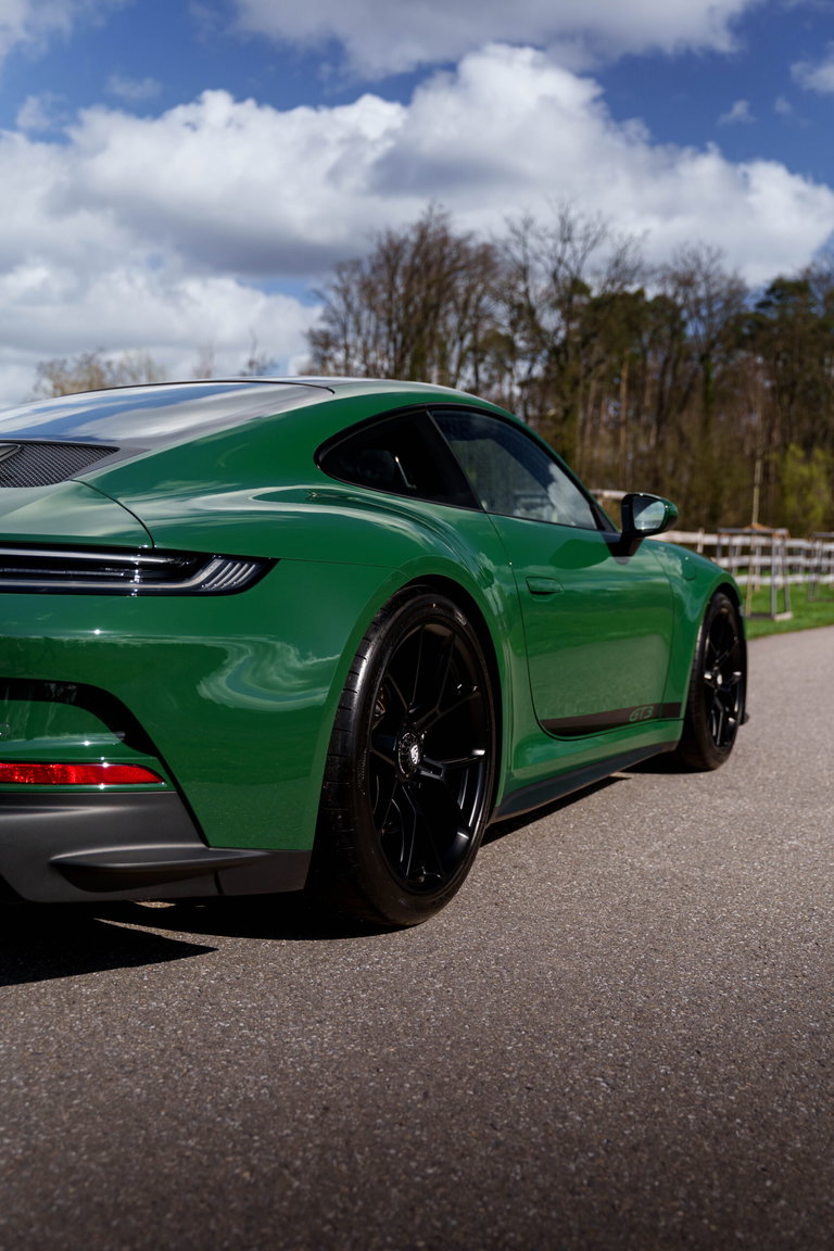 Porsche 992 GT3 Touring