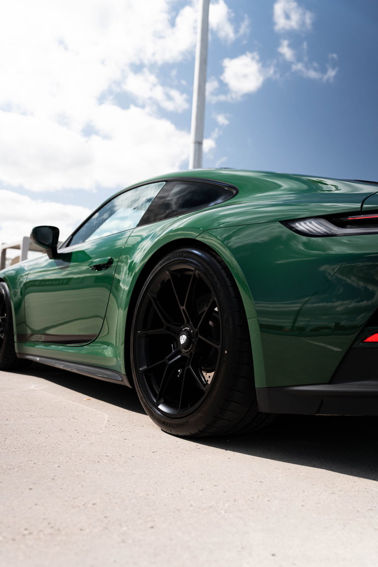 Porsche 992 GT3 Touring