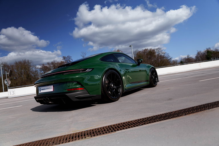 Porsche 992 GT3 Touring
