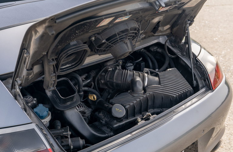 Porsche 996.2 Carrera 4