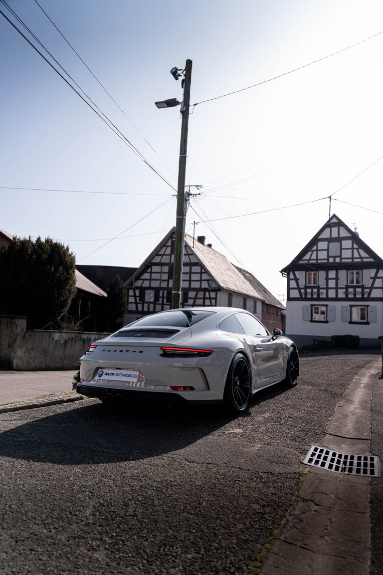 Porsche 991.2 GT3 Touring