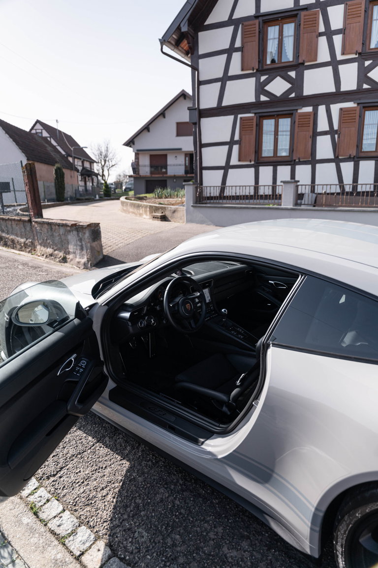 Porsche 991.2 GT3 Touring