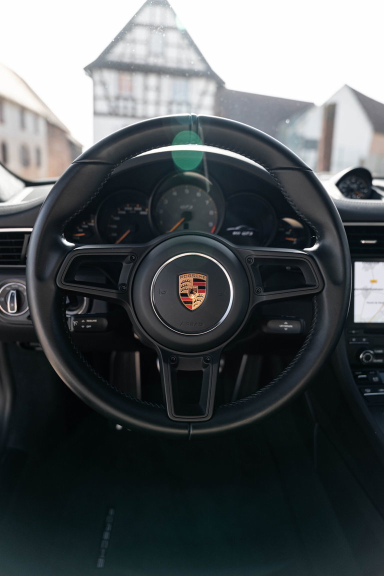 Porsche 991.2 GT3 Touring