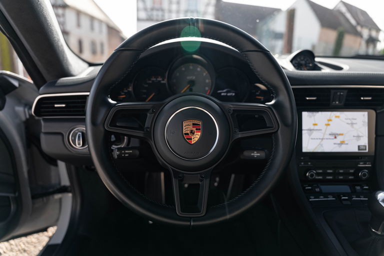 Porsche 991.2 GT3 Touring