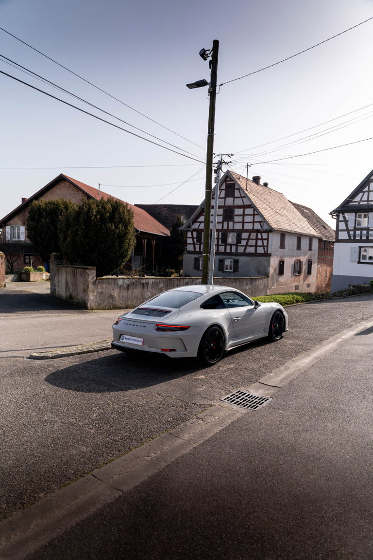 Porsche 991.2 GT3 Touring