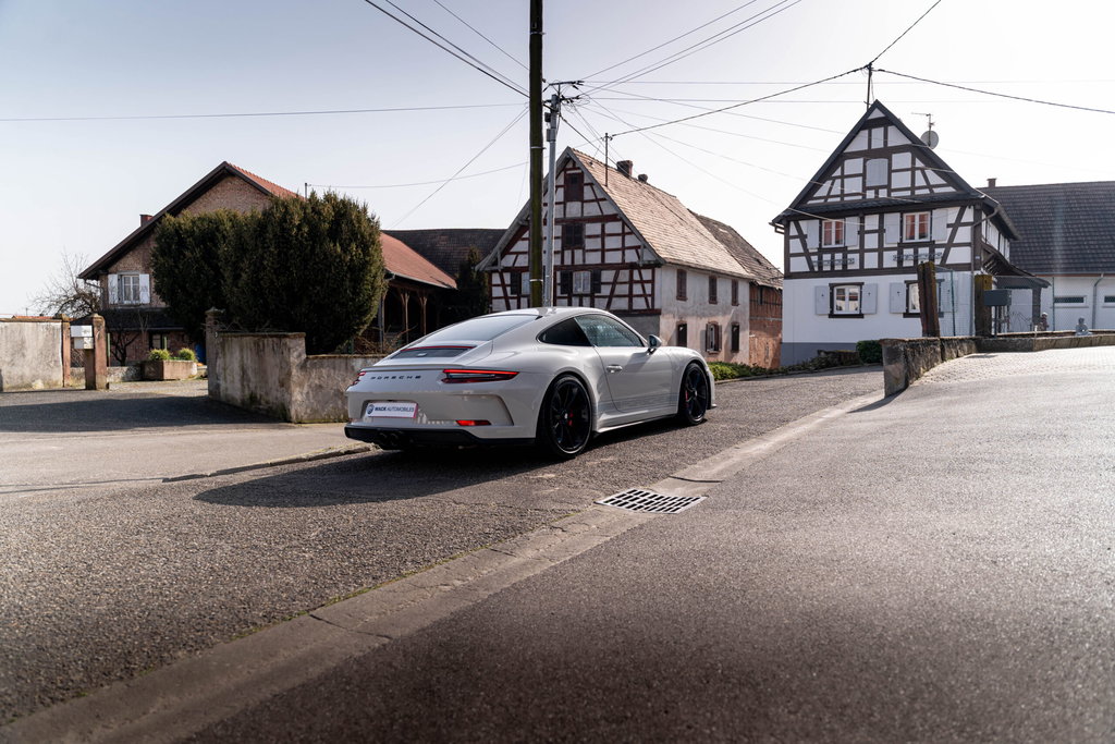 Porsche 991.2 GT3 Touring