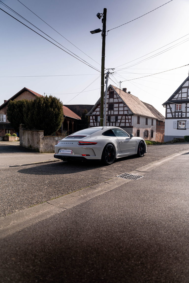Porsche 991.2 GT3 Touring