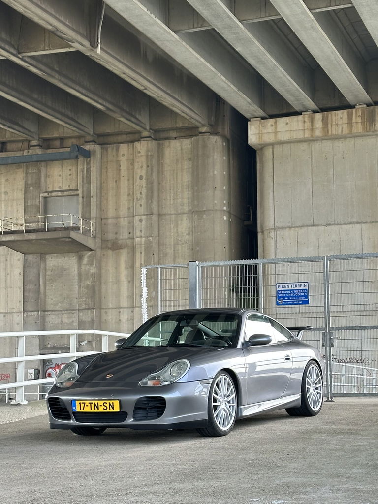 Porsche 996 Carrera
