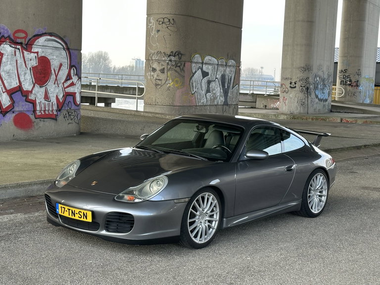 Porsche 996 Carrera
