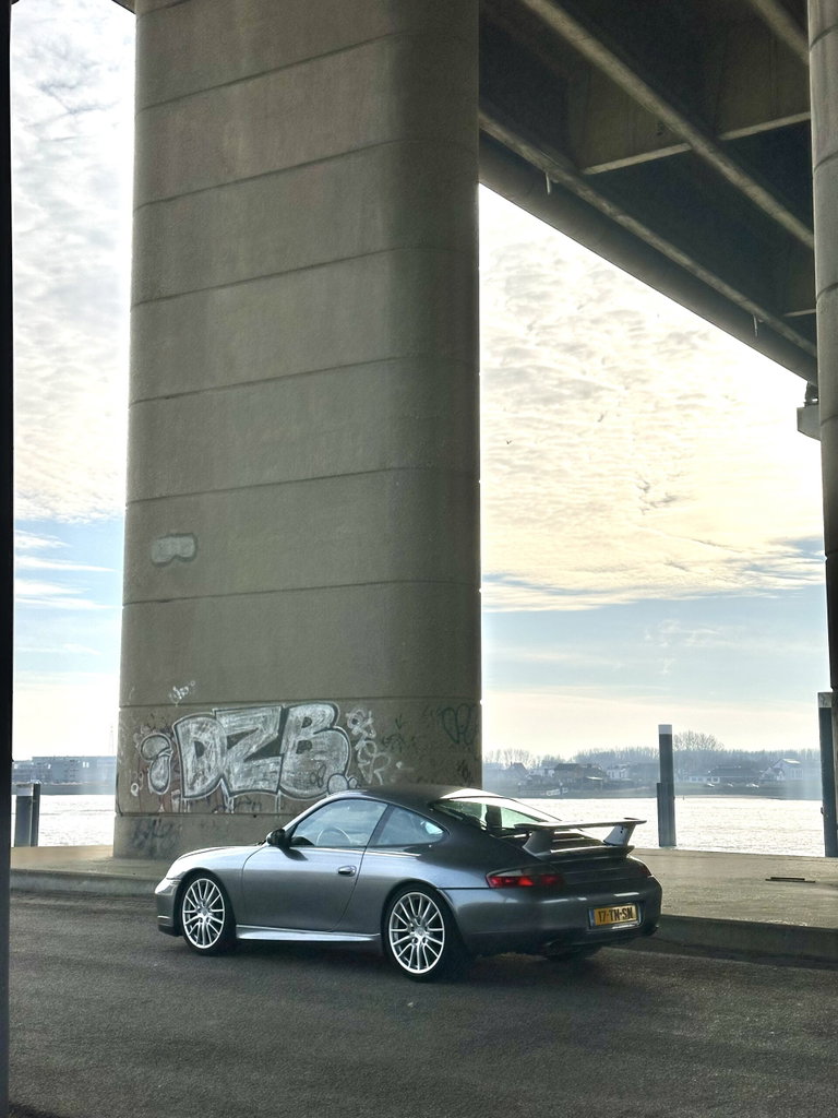 Porsche 996 Carrera