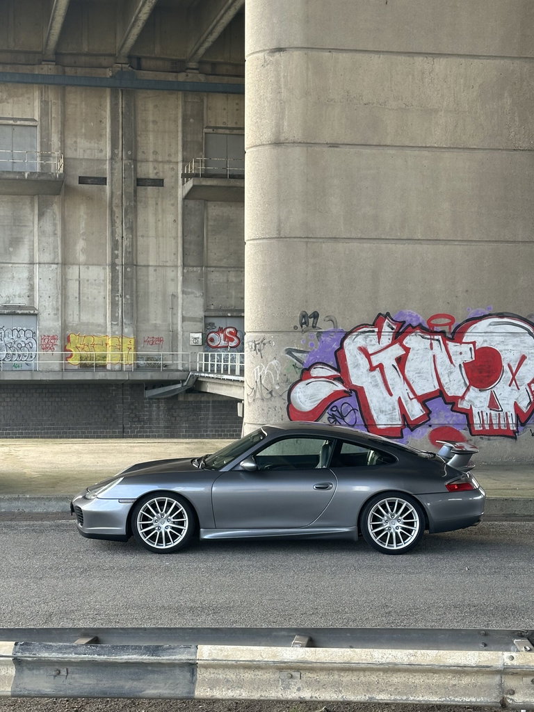 Porsche 996 Carrera