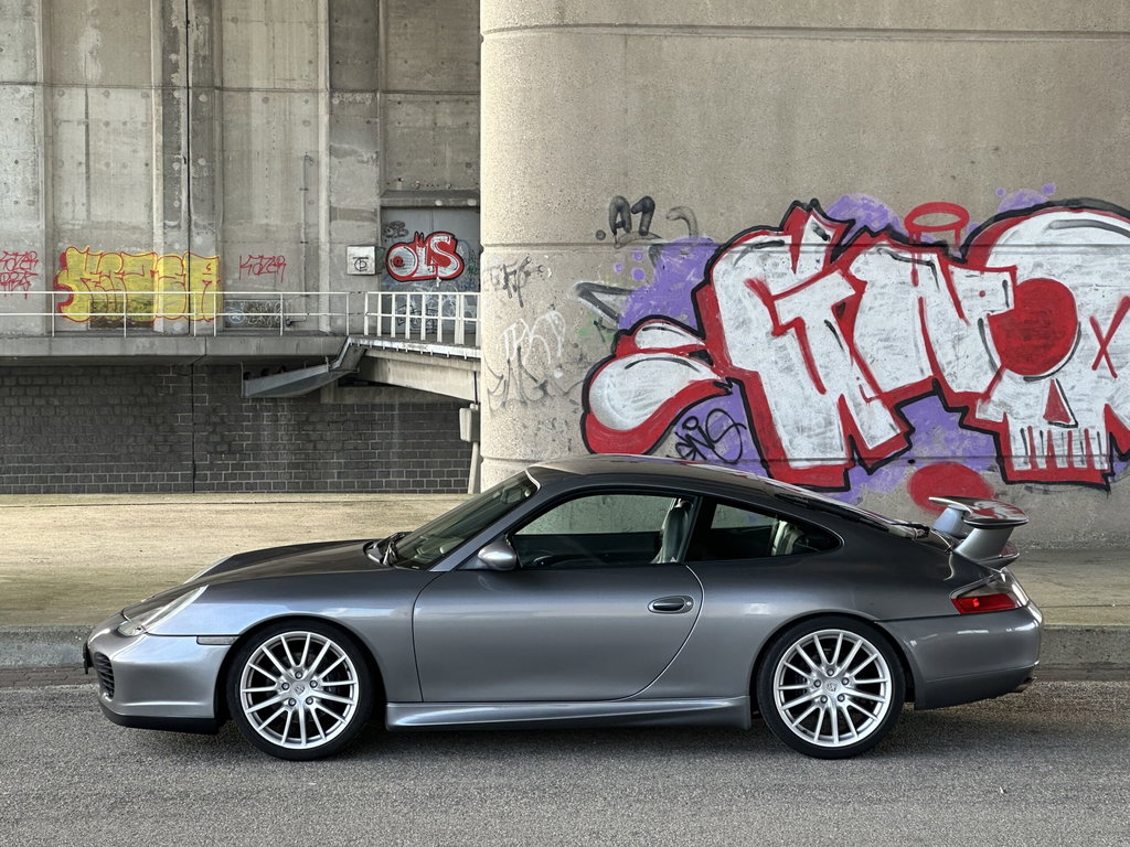 Porsche 996 Carrera