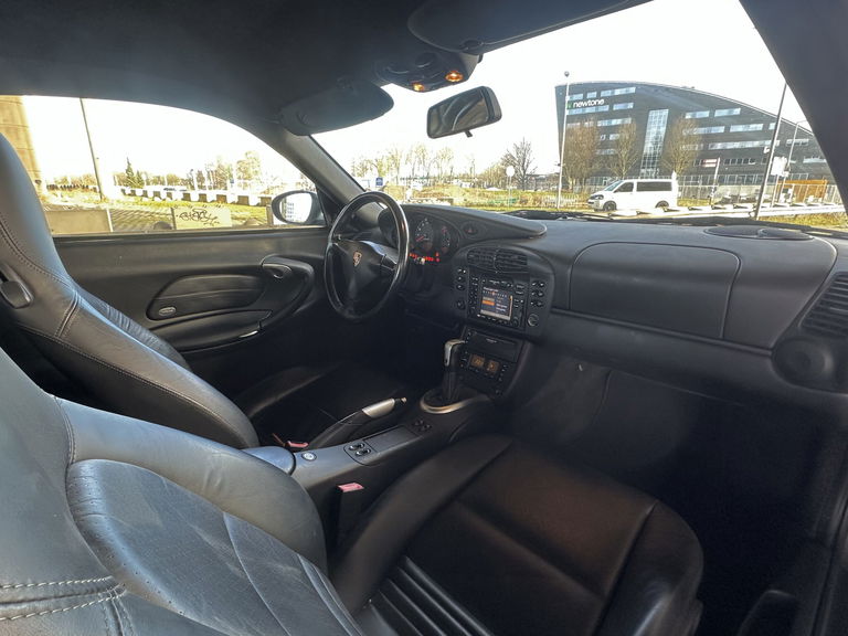 Porsche 996 Carrera