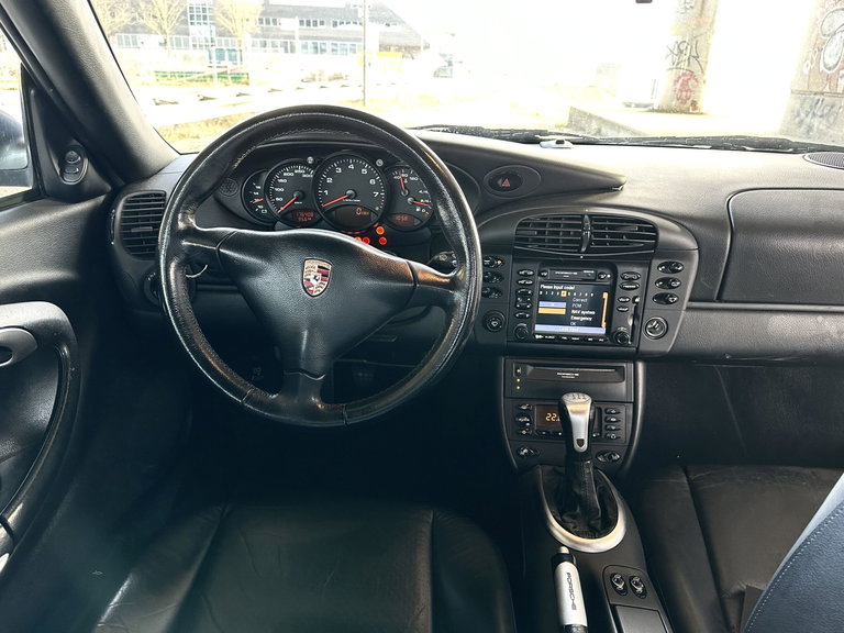 Porsche 996 Carrera