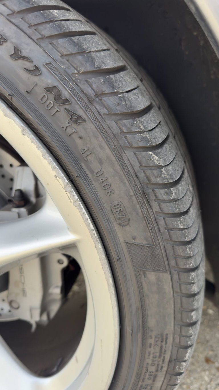 Porsche 996.2 Carrera 4