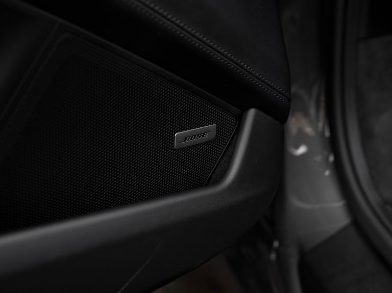 Porsche 992 Carrera 4 GTS