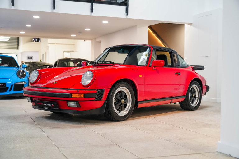 Porsche 911 Carrera 3.2