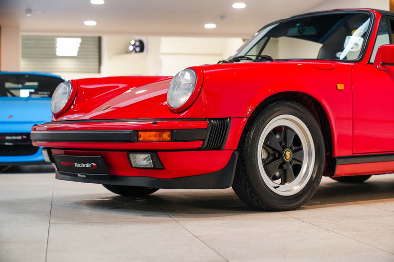 Porsche 911 Carrera 3.2