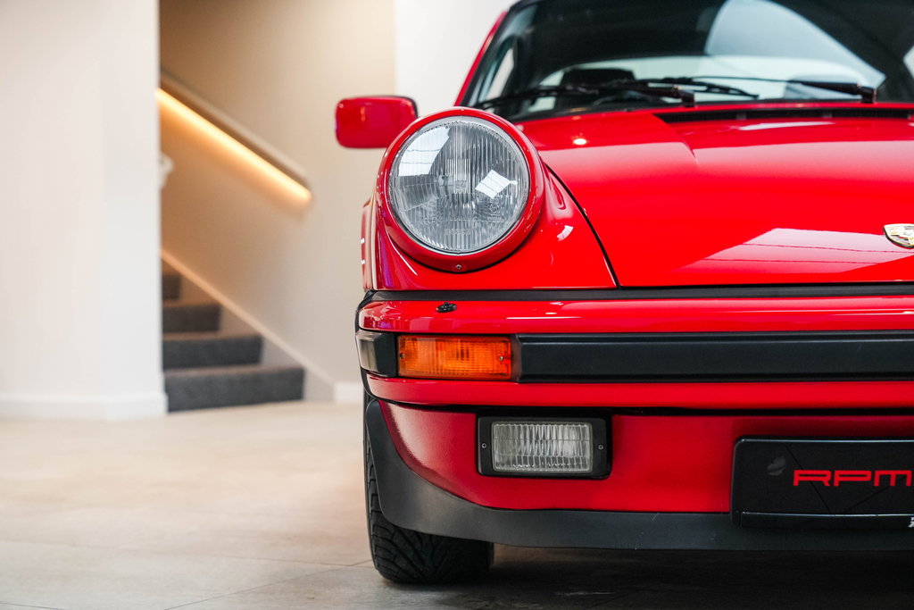 Porsche 911 Carrera 3.2