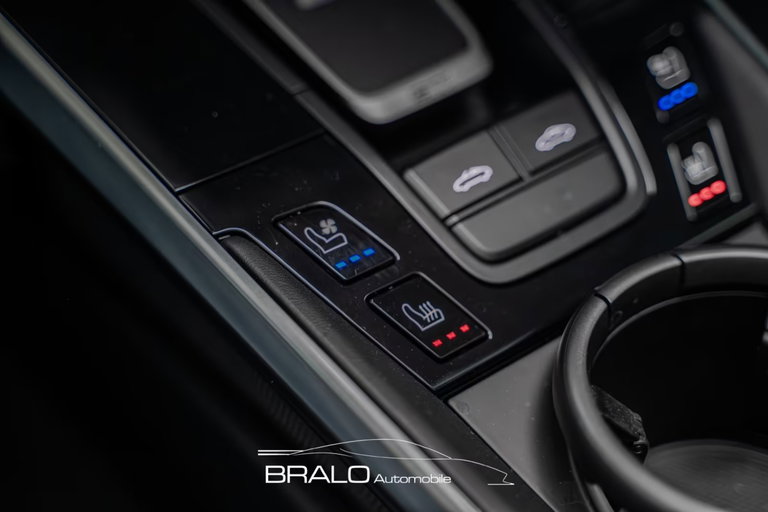 Porsche 992 Targa 4 GTS