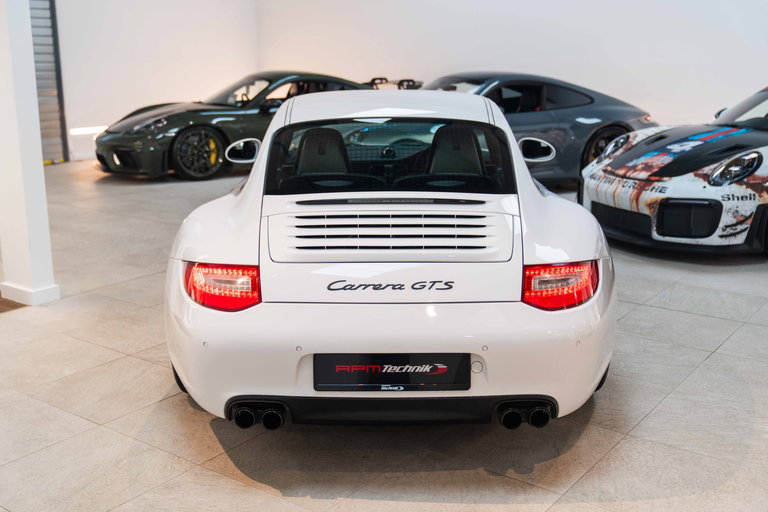Porsche 997.2 Carrera GTS