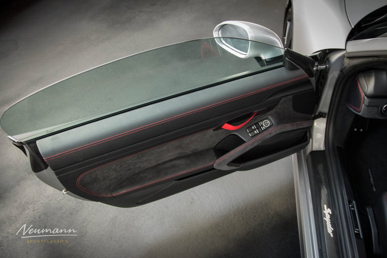 Porsche 981 Boxster Spyder