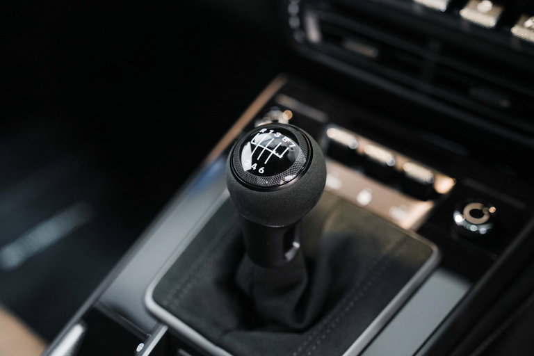 Porsche 992 Carrera 4 GTS