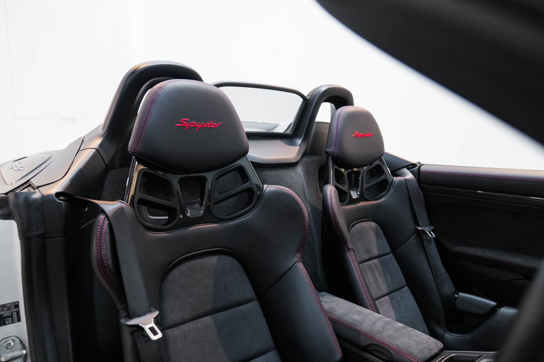 Porsche 981 Boxster Spyder