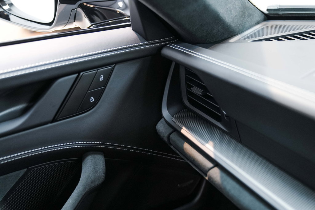 Porsche 992 Carrera 4 GTS