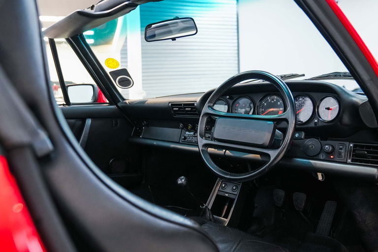 Porsche 911 Carrera 3.2