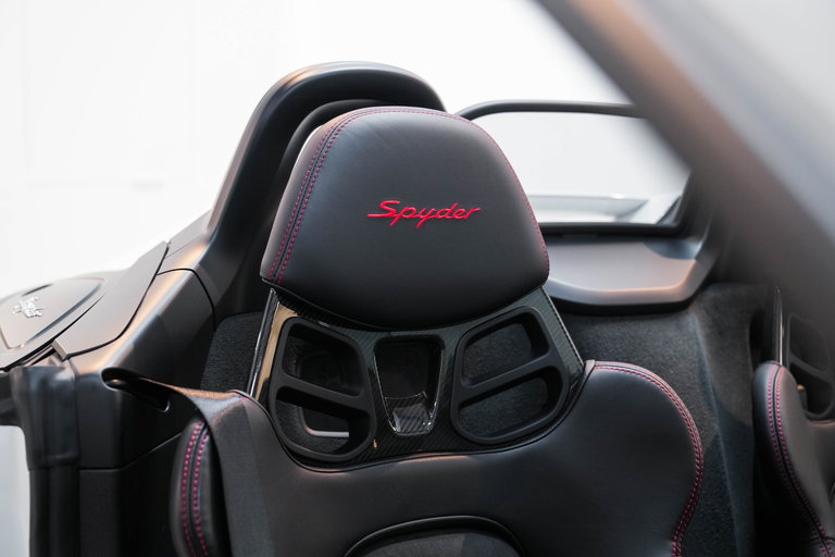 Porsche 981 Boxster Spyder