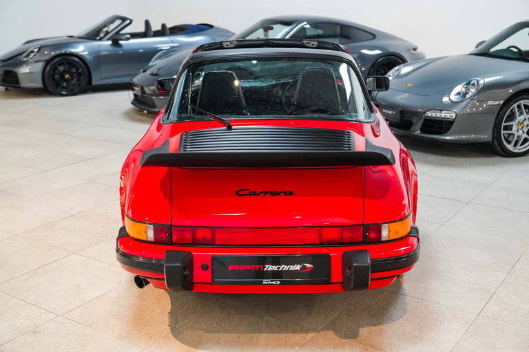 Porsche 911 Carrera 3.2