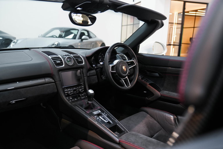 Porsche 981 Boxster Spyder
