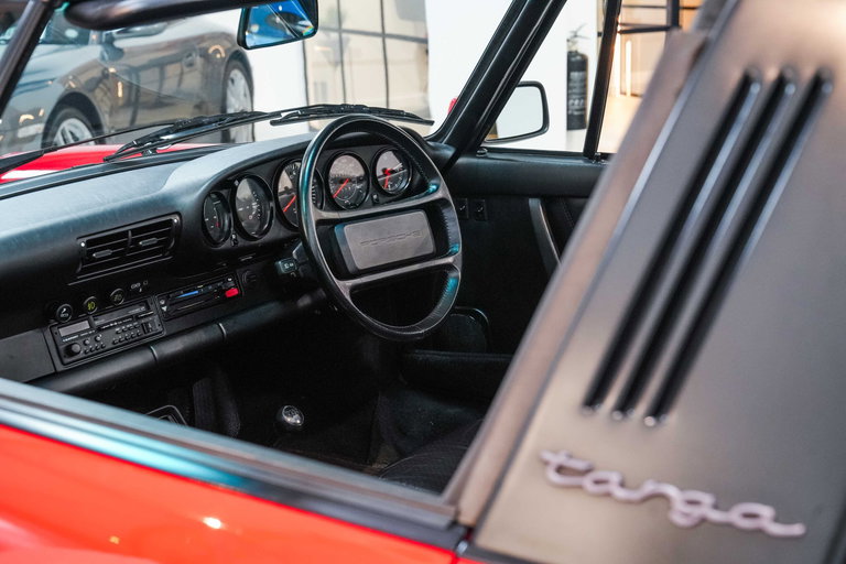 Porsche 911 Carrera 3.2