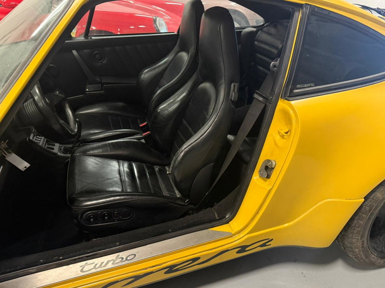 Porsche 964 Carrera 4