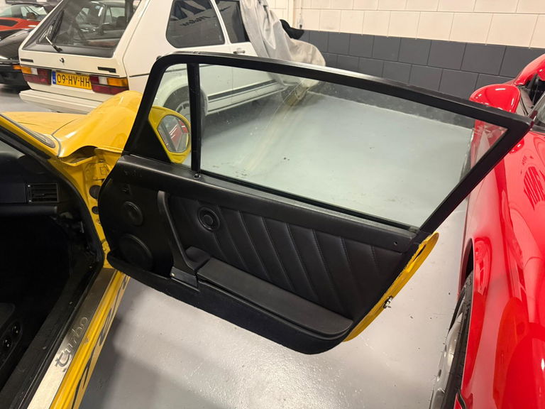 Porsche 964 Carrera 4