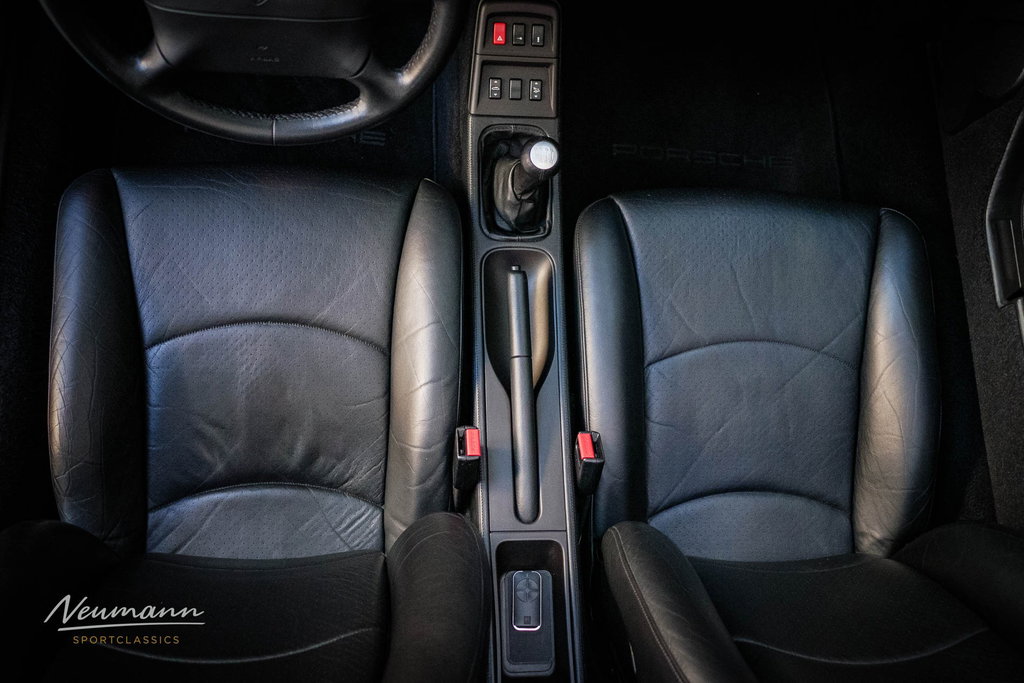 Porsche 993 Carrera 4