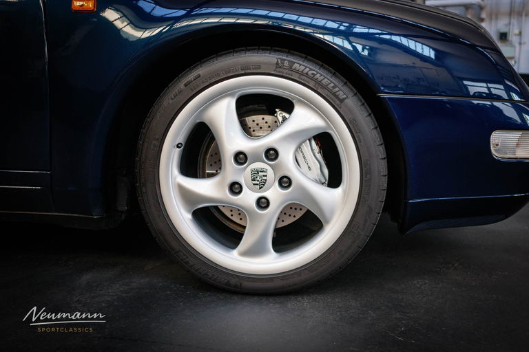 Porsche 993 Carrera 4