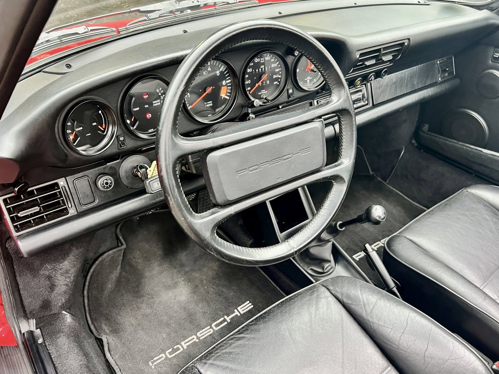 Porsche 911 Carrera 3.2