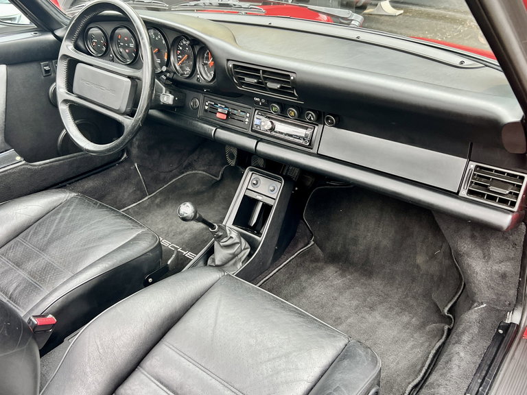 Porsche 911 Carrera 3.2