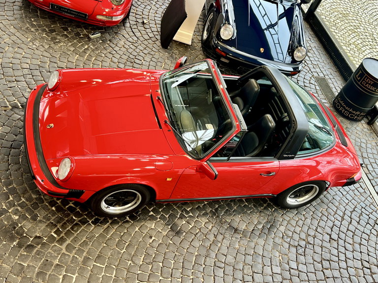 Porsche 911 Carrera 3.2