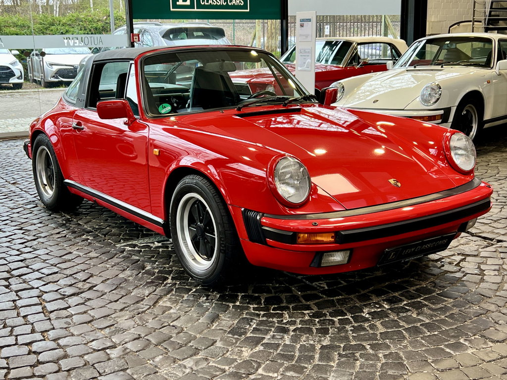 Porsche 911 Carrera 3.2