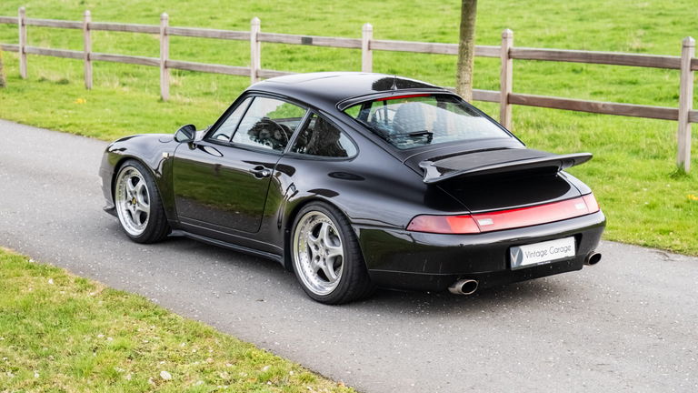 Porsche 993 Carrera 4