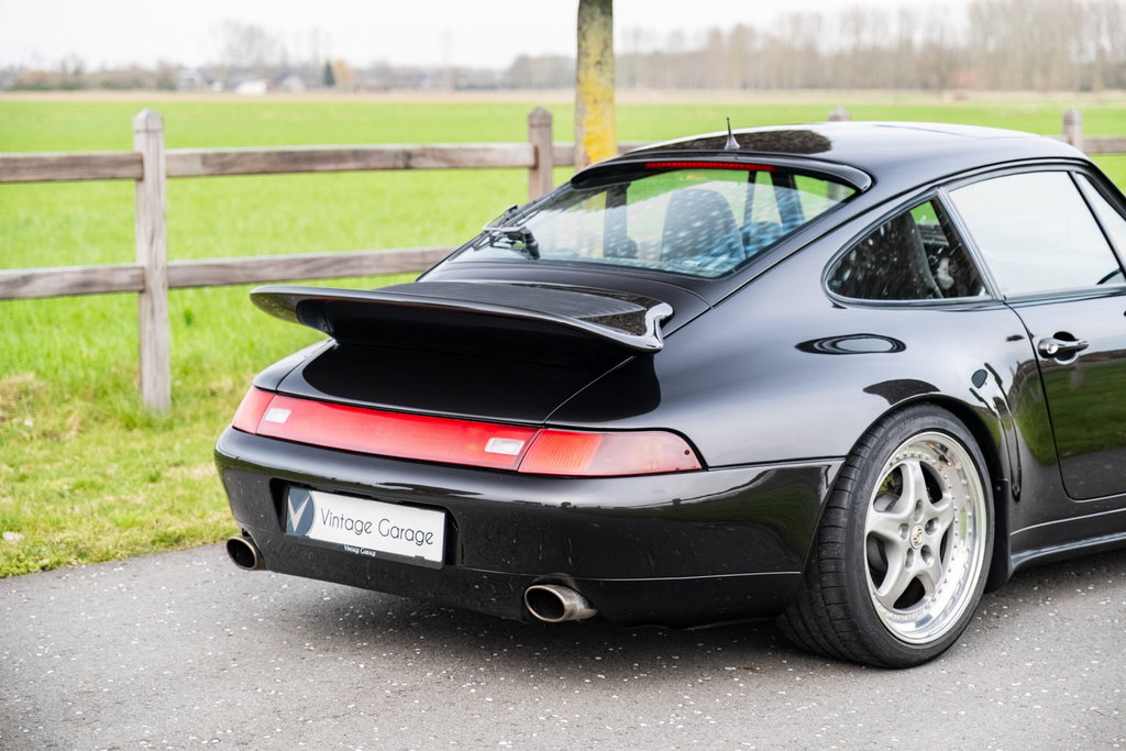 Porsche 993 Carrera 4