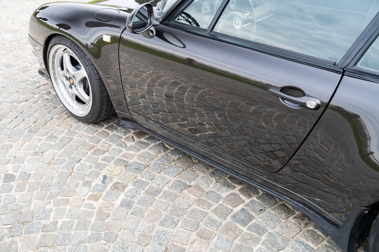 Porsche 993 Carrera 4
